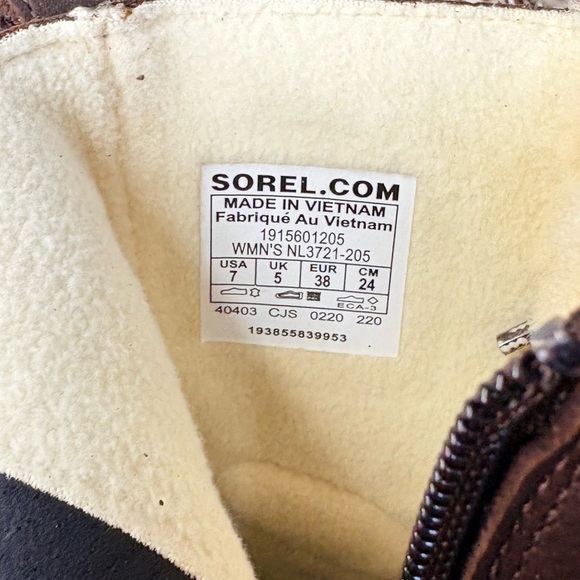 NWT Sorel Emelie Short Lace Cozy Leather Boots - Picture 12 of 16